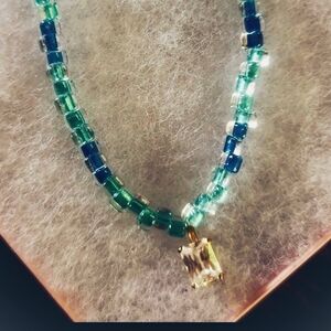 DESIGNER UNIQUE BOUTIQUE 1 SIZE  GLASS SEED BEAD CUBIC ZIRCONIA CHARM BRACELET